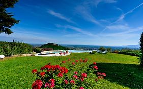Casa Loretta, Your Luxurious Getaway With Stunning Views